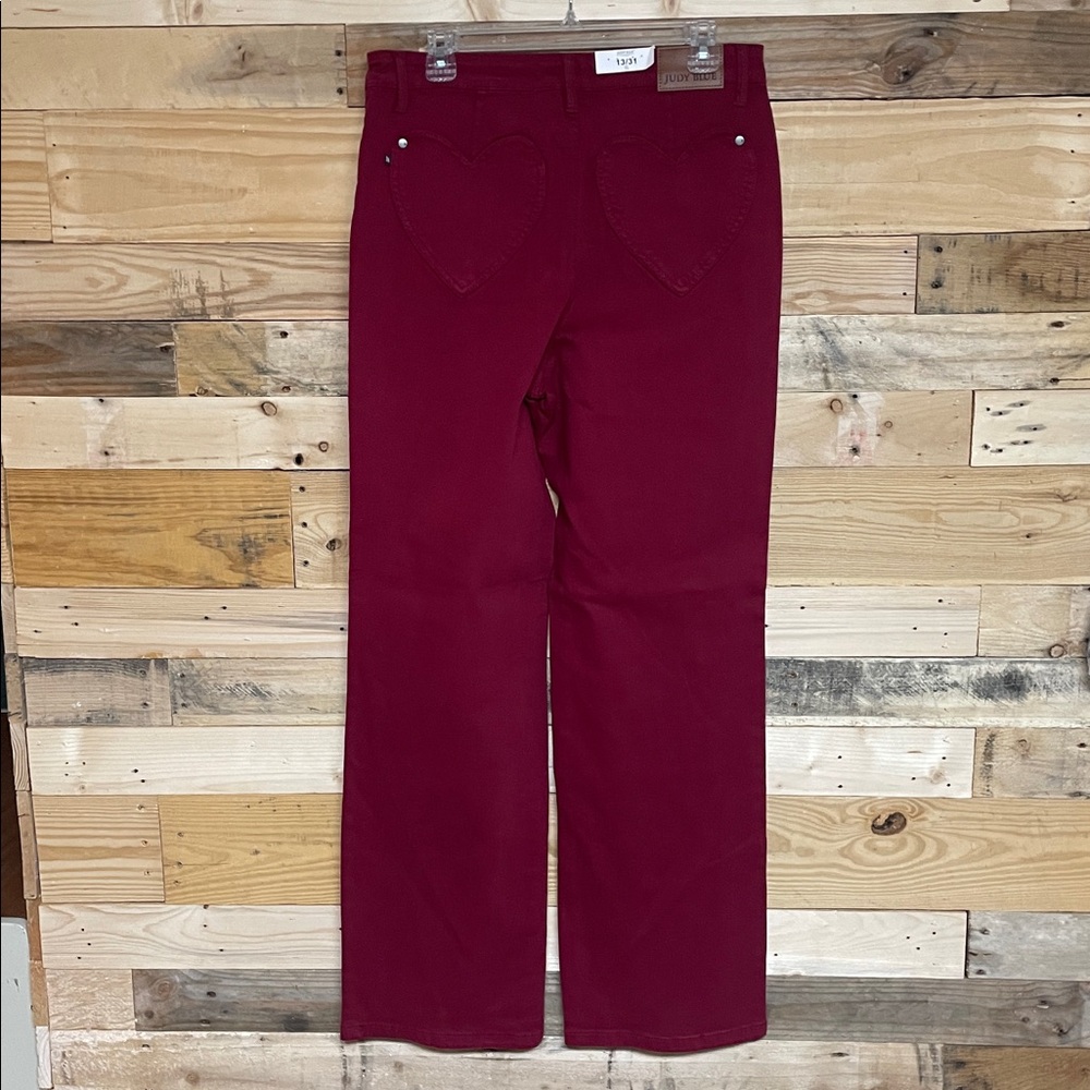 Judy Blue size 13/31 Stretchy Flare Leg Jeans in Red with Heart Shape Pockets - Picture 11 of 13